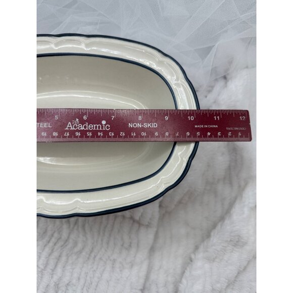 Cumberland Brambleberry Stoneware Oval Serving Dish 10 Inch - Picture 7 of 11